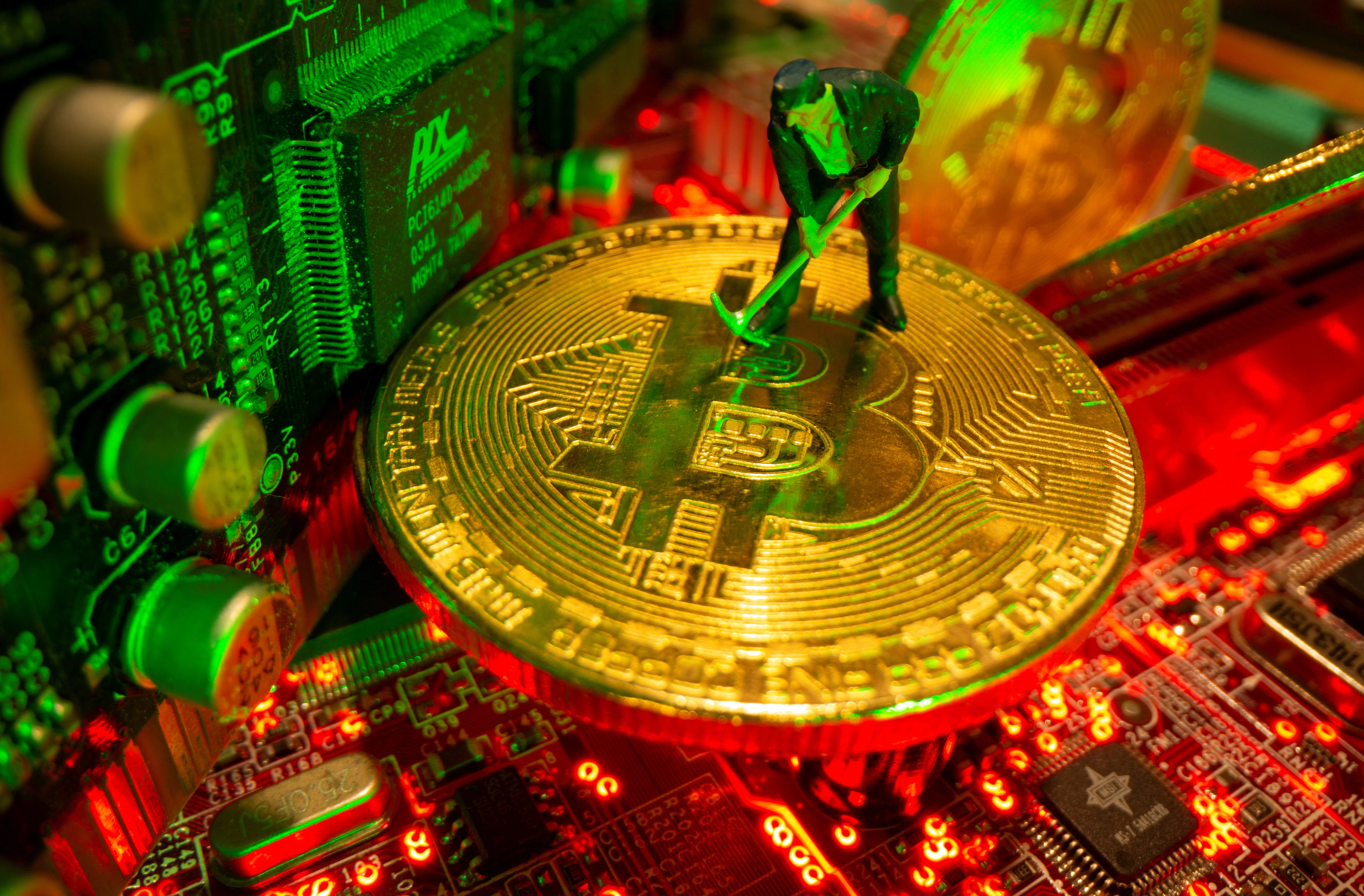 uae-miners.com